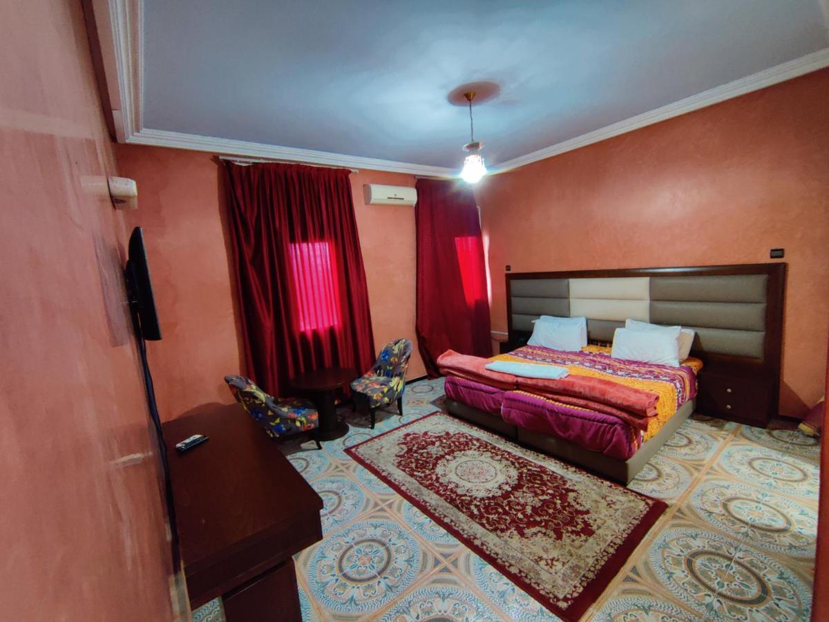 Hotel Cafe Restaurant Assaka Тизнит Экстерьер фото